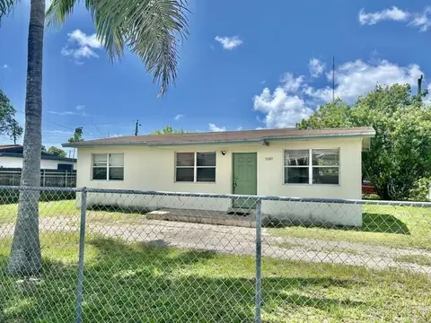 5320 SW 25th Ct, West Park, FL 33023