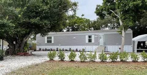 4911 Deanna Ln, Fort Pierce, FL 34946