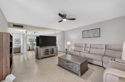 942 Normandy T Trl #942, Delray Beach, FL 33484