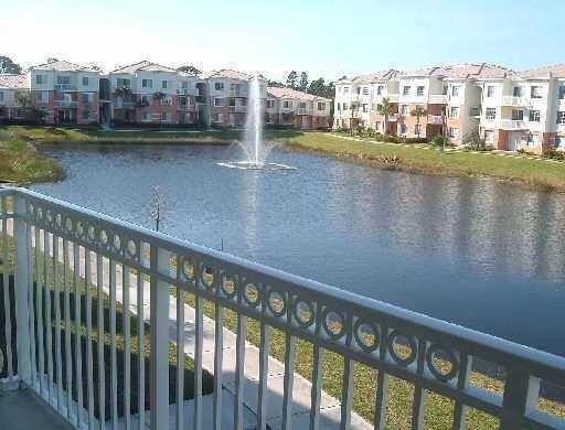 10208 Myrtlewood Cir W, Palm Beach Gardens, FL 33418