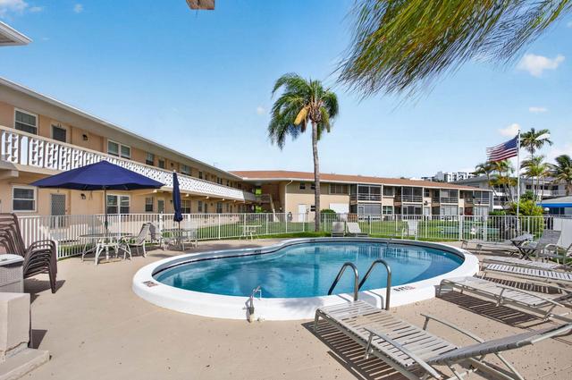 298 SE 6th Ave #9, Pompano Beach, FL 33060