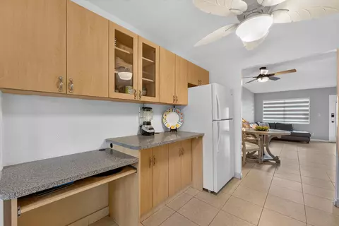 251 NW 76th Ave #105, Margate, FL 33063