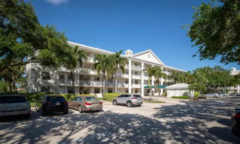 6097 Balboa Cir #202, Boca Raton, FL 33433