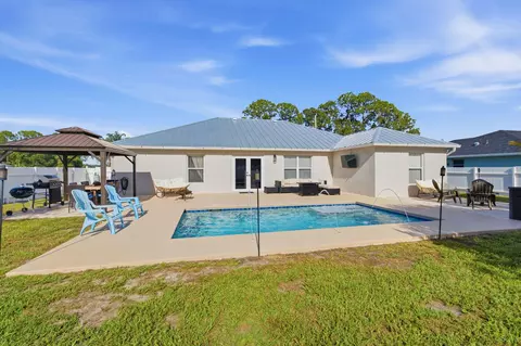 4156 SW Belshaw St, Port Saint Lucie, FL 34953