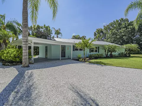 450 28th Ct, Vero Beach, FL 32968
