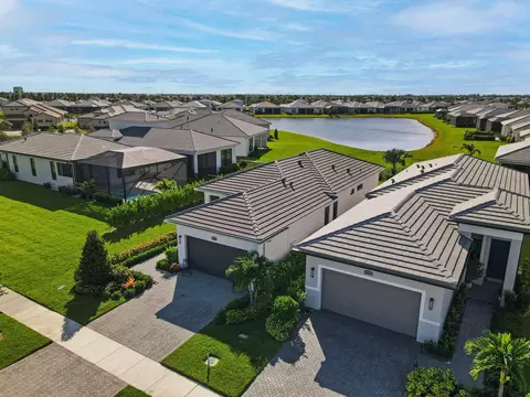 9012 SW Vetta Way, Port Saint Lucie, FL 34987