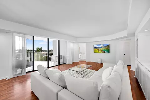 2860 S Ocean Blvd #511, Palm Beach, FL 33480