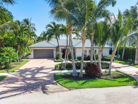 725 NE 36th St, Boca Raton, FL 33431