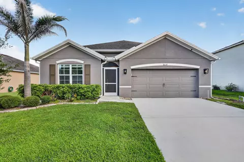 8649 Cobblestone Dr, Fort Pierce, FL 34945