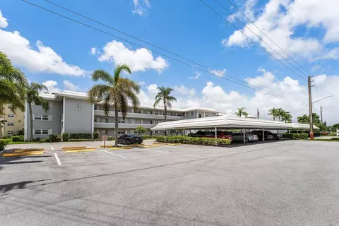 157 Atlantis Blvd #301, Atlantis, FL 33462