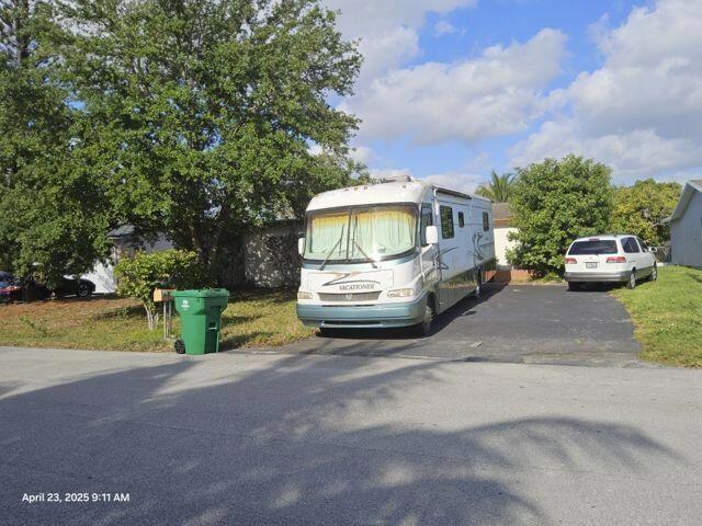 3208 Knolls Rd, Miramar, FL 33025