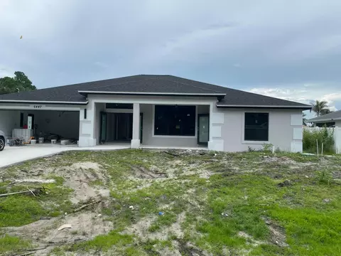 6447 NW Fontana St, Port Saint Lucie, FL 34986
