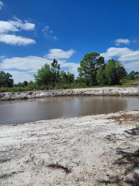 17122 NW 292nd St, Okeechobee, FL 34972 photo 2