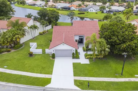 19325 Cherry Hills Ter, Boca Raton, FL 33498