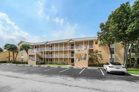 6283 La Costa Dr #E, Boca Raton, FL 33433