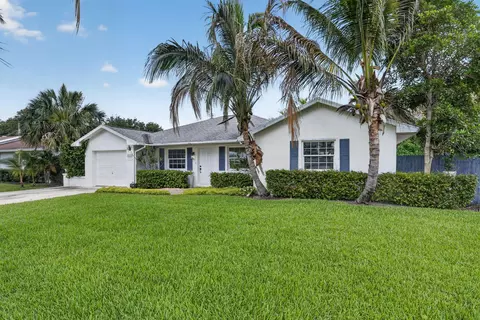1524 Lance Rd, Jupiter, FL 33469
