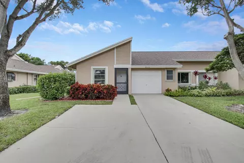 8055 Sweetbriar Way, Boca Raton, FL 33496