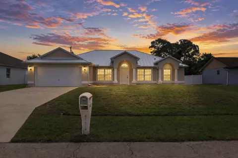 188 SW Klee Cir, Port Saint Lucie, FL 34953