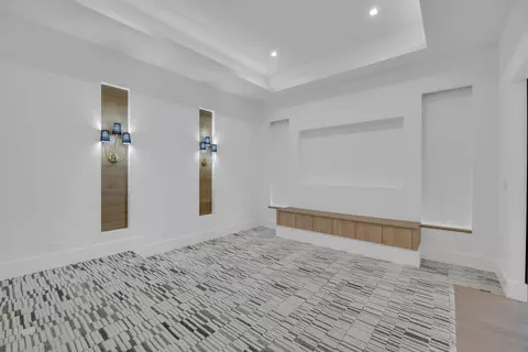 Living - 19175 W Riverside Dr, Tequesta, FL 33469 photo 8 of 8