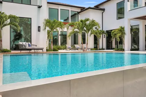 Exterior - 19175 W Riverside Dr, Tequesta, FL 33469 photo 17 of 19