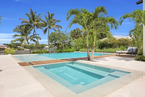 Exterior - 19175 W Riverside Dr, Tequesta, FL 33469 photo 11 of 19