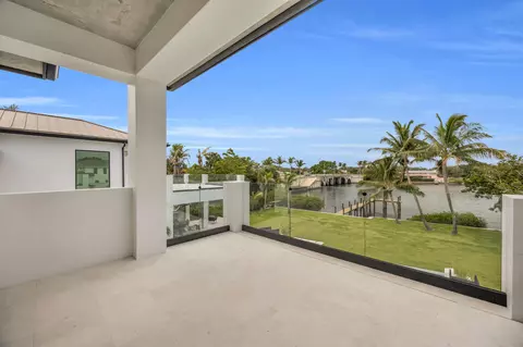 Exterior - 19175 W Riverside Dr, Tequesta, FL 33469 photo 3 of 19