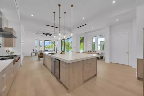 Kitchen - 19175 W Riverside Dr, Tequesta, FL 33469 photo 5 of 6