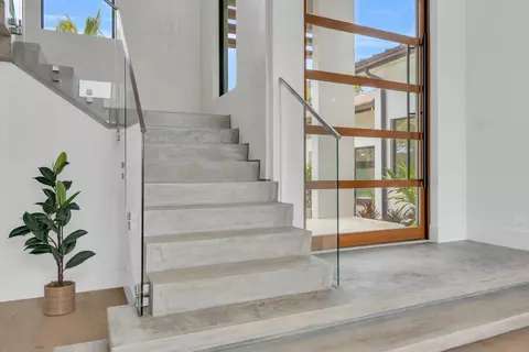 Entry Way - 19175 W Riverside Dr, Tequesta, FL 33469 photo 4 of 9