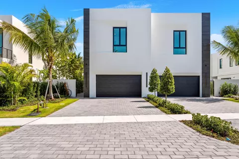 723 Lake Ave N, Delray Beach, FL 33483