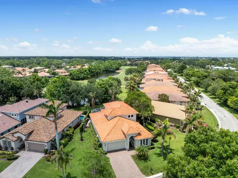 910 SW Palm Cove Dr, Palm City, FL 34990