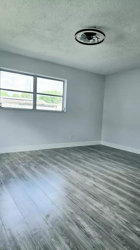 Undisclosed, Lauderhill, FL 33313 photo 3