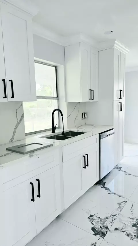 Undisclosed, Lauderhill, FL 33313 photo 4