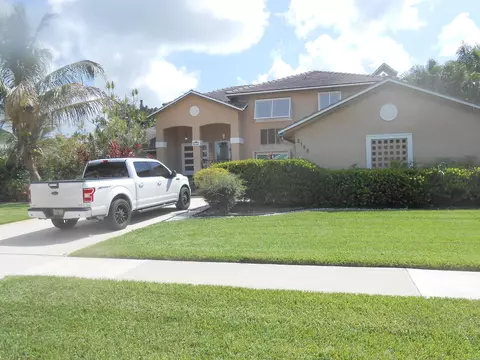 2158 Portland Ave, Wellington, FL 33414