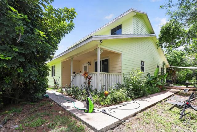 16393 E Mayfair Dr E, The Acreage, FL 33470