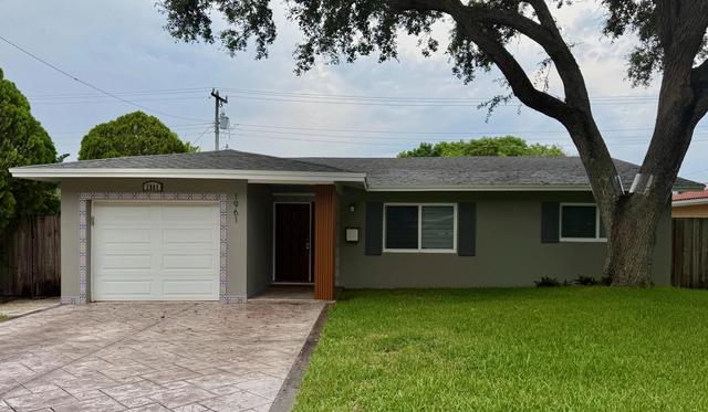 1961 NW 43rd Ct, Oakland Park, FL 33309