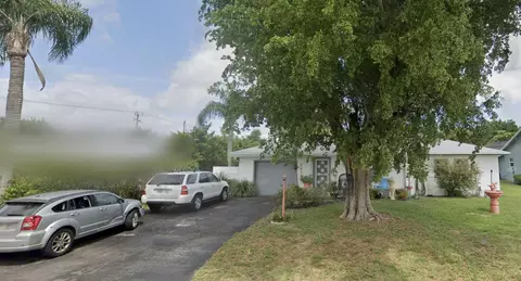 4469 Brandon Dr, Delray Beach, FL 33445