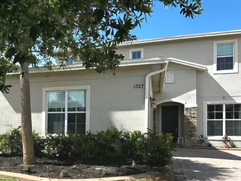 1327 NW Leonardo Cir, Port Saint Lucie, FL 34986