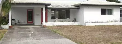 4760 NE 5th Ave, Oakland Park, FL 33334
