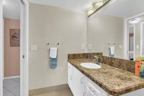 Bath - 4053 Wolverton C, Boca Raton, FL 33434 photo 2 of 7