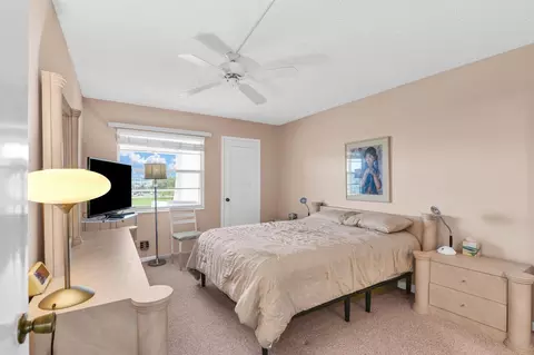 Bedroom - 4053 Wolverton C, Boca Raton, FL 33434 photo 7 of 9