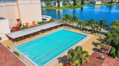 Exterior - 4053 Wolverton C, Boca Raton, FL 33434 photo 2 of 6
