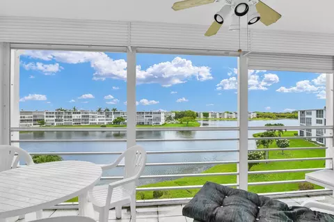4053 Wolverton C, Boca Raton, FL 33434