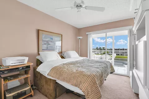 Bedroom - 4053 Wolverton C, Boca Raton, FL 33434 photo 2 of 9
