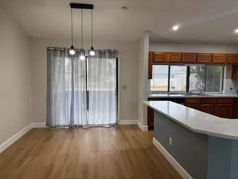 674 SW Violet Ave, Port Saint Lucie, FL 34983