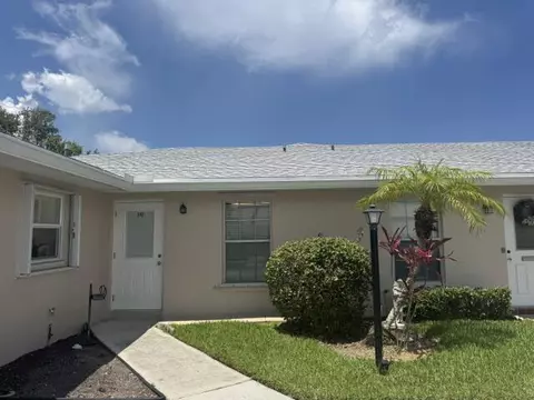 542 Franconia Cir, Lake Worth, FL 33467