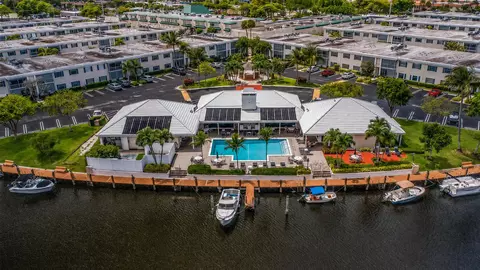 180 Cypress Club Dr #815, Pompano Beach, FL 33060