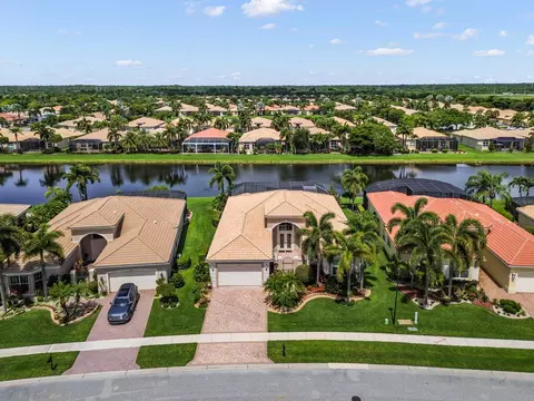10540 Whitewind Cir, Boynton Beach, FL 33473