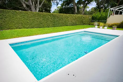 447 Kelsey Park Dr, Palm Beach Gardens, FL 33410