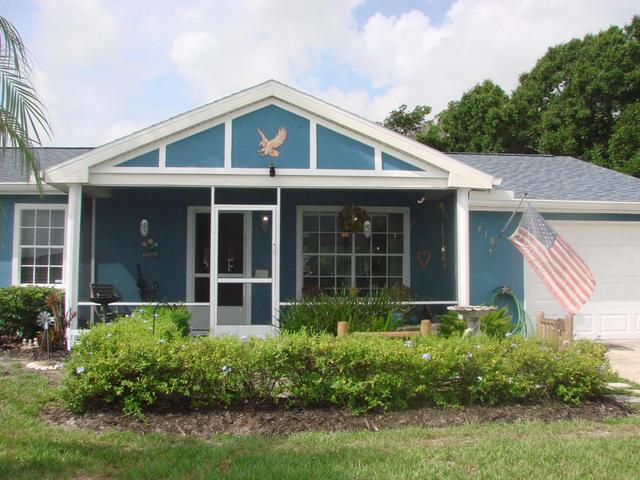 410 SW Eastport Cir, Port Saint Lucie, FL 34953