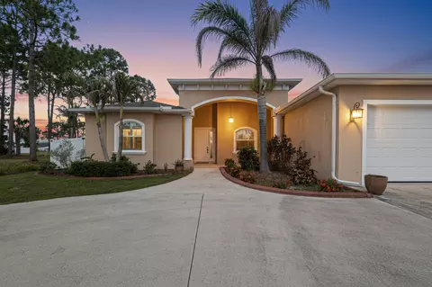 6462 NW Colgate St, Port Saint Lucie, FL 34986